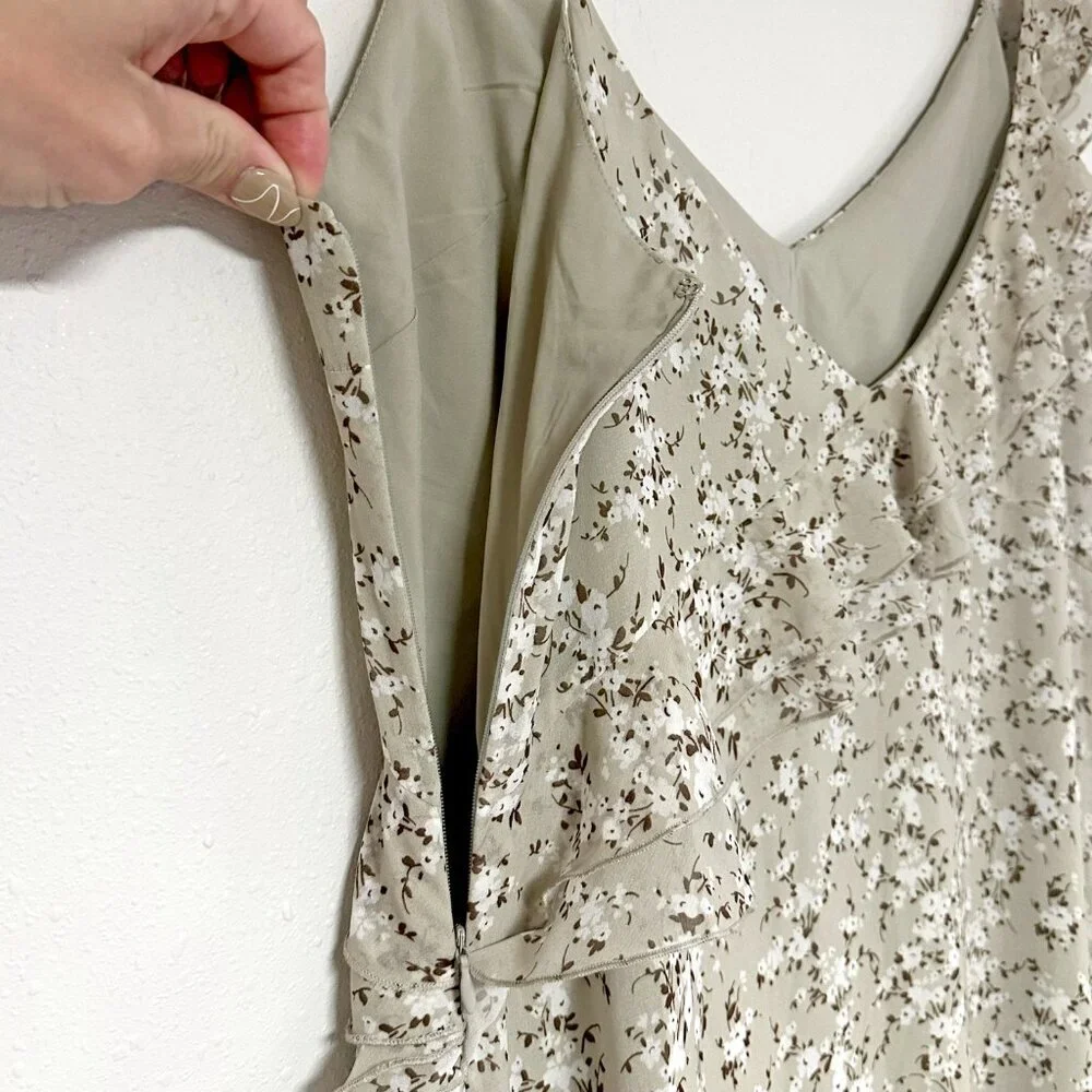 WAYF Morgana Tiered Ruffle Midi Dress - Picture 5 of 11